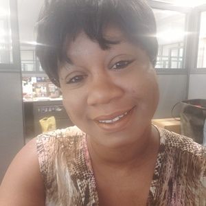 Meet your Posher, Robyn